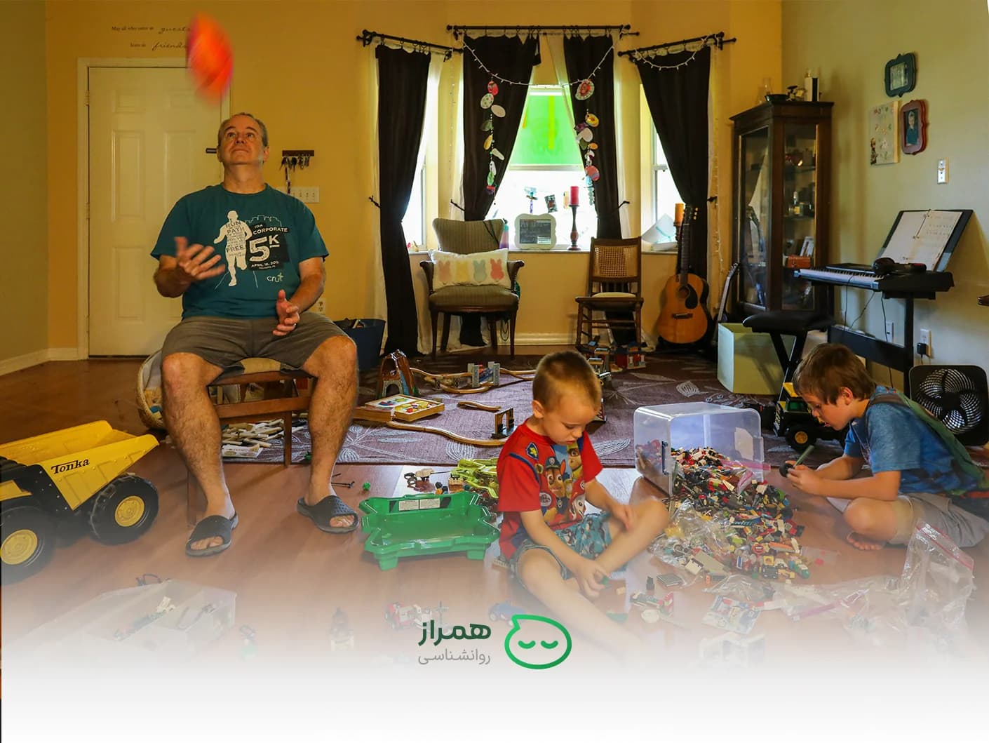 Father spending quality time with kids playing at home – emotional connection and family bonding – Hamraz Psychology